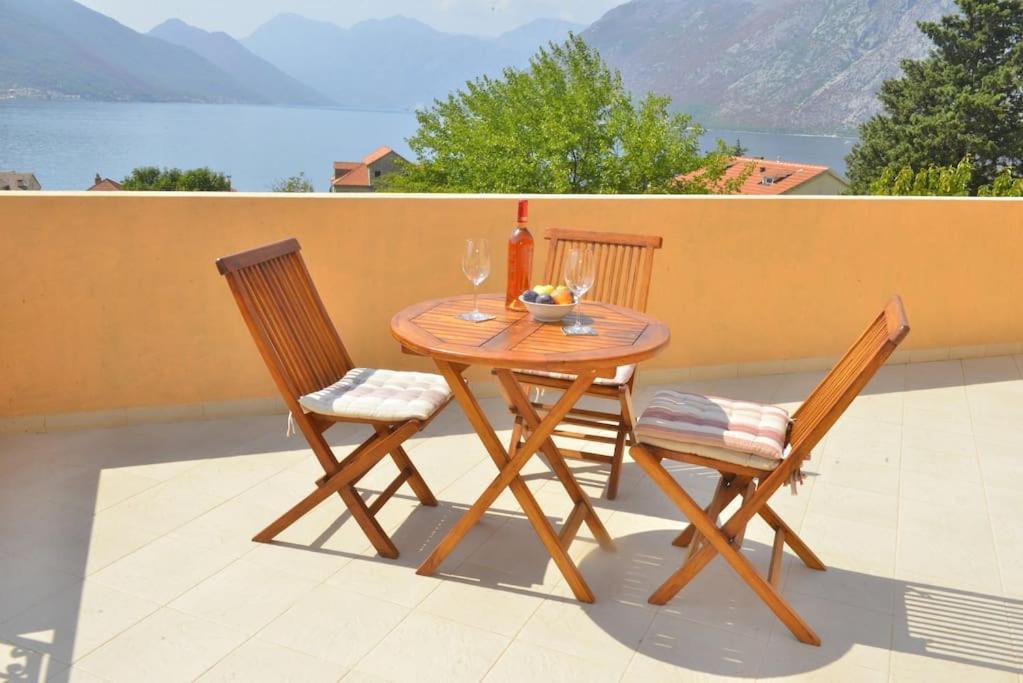 D Apartment Kotor Dış mekan fotoğraf